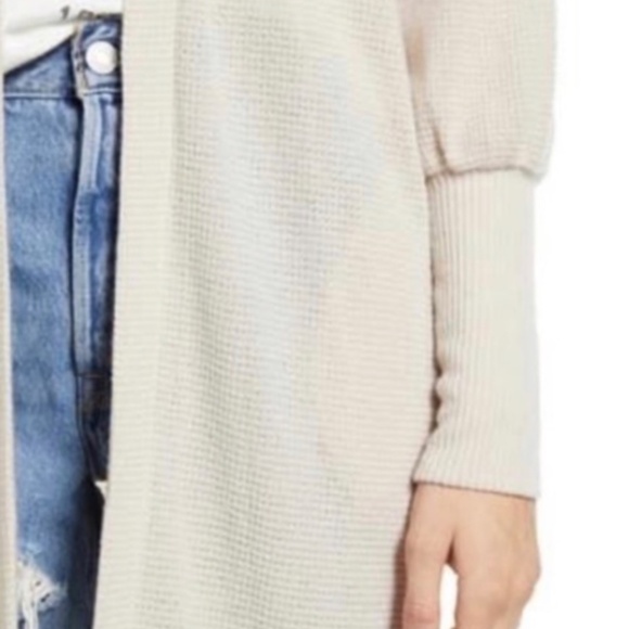 Socialite Balloon Sleeve Waffle Cardigan - Picture 9 of 11